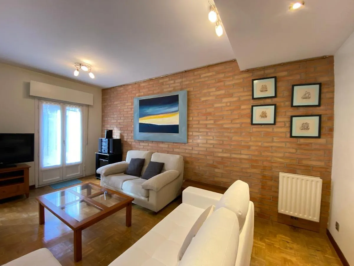 Kaioa .Incluye Parking Privado. Apartment Hondarribia